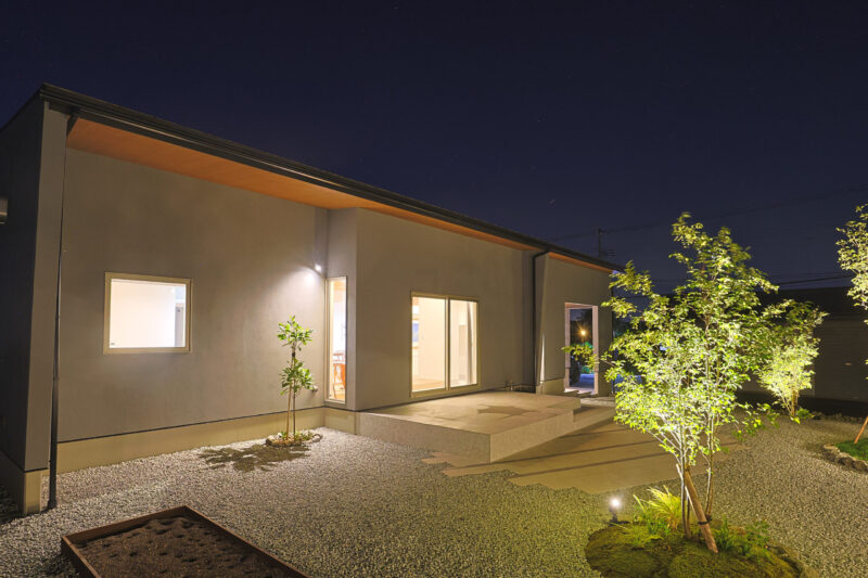 外観②(夜)