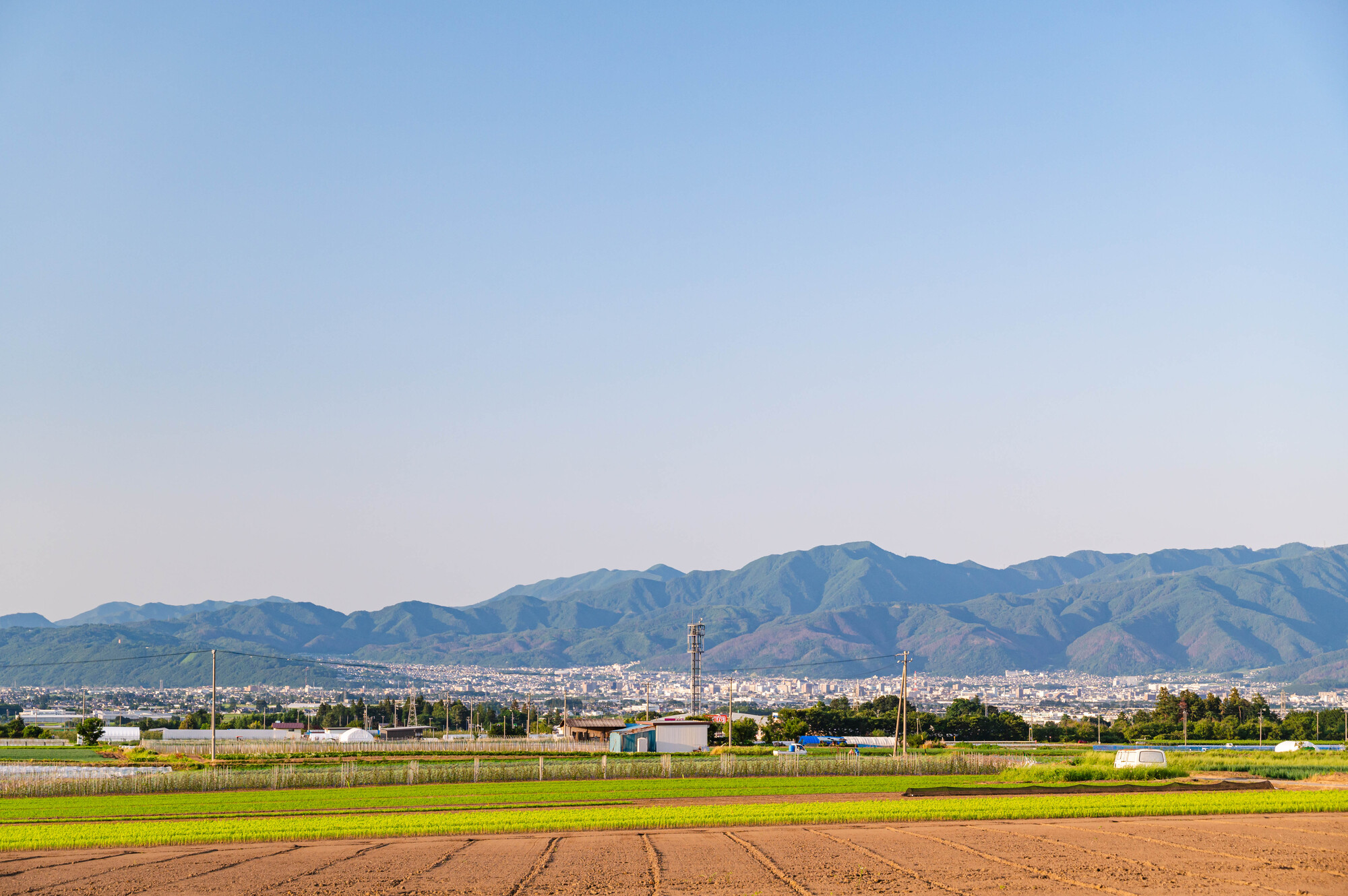山形県の田園風景と街並み