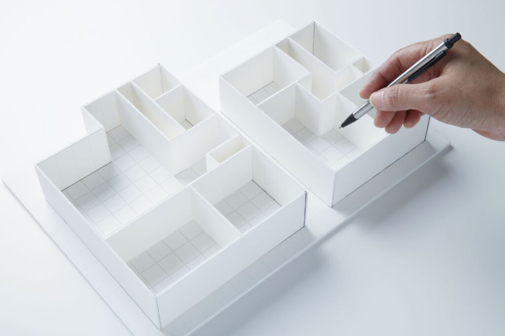 二世帯住宅の間取りを検討しているイメージ